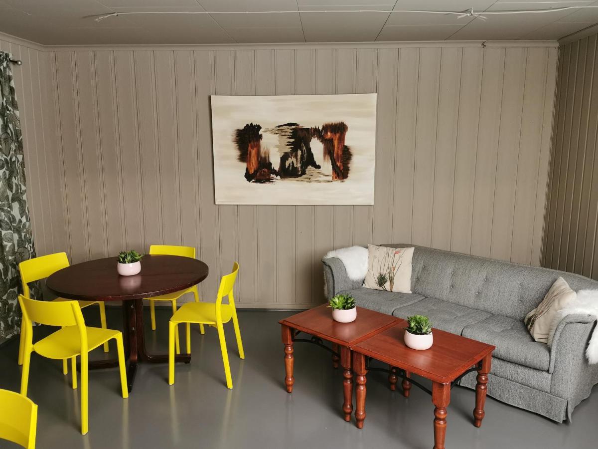 Lovisenlund Hostel Ovrebo Екстериор снимка