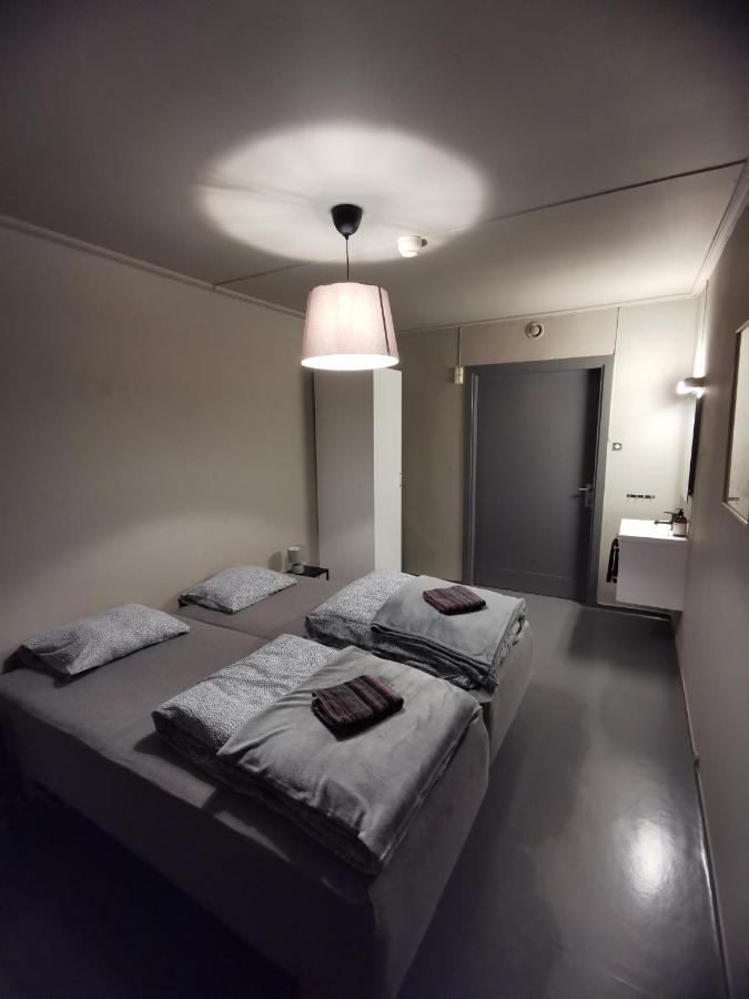 Lovisenlund Hostel Ovrebo Екстериор снимка