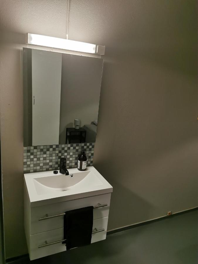 Lovisenlund Hostel Ovrebo Екстериор снимка